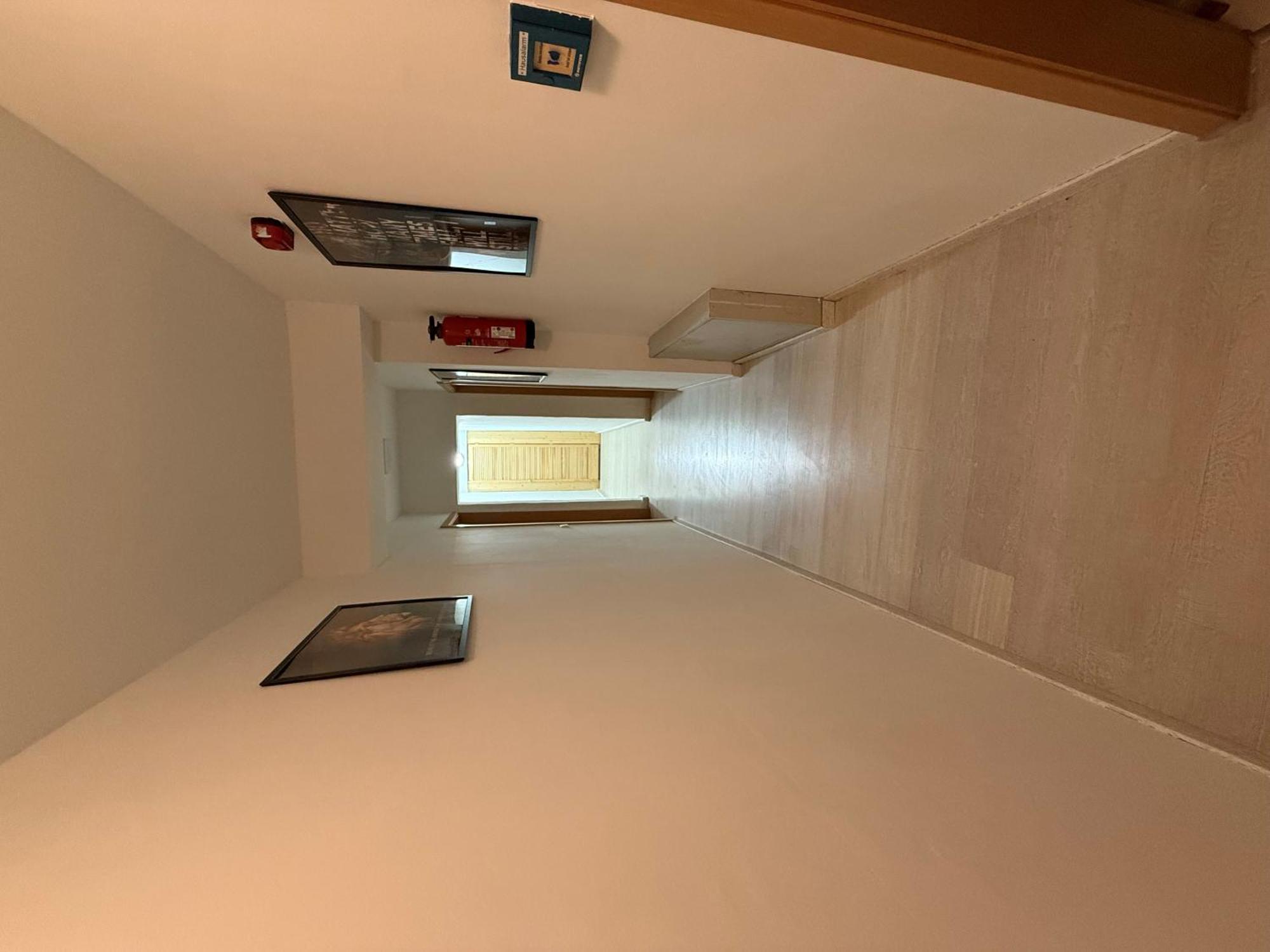 Hotel Eurocity Bruchkobel Bagian luar foto